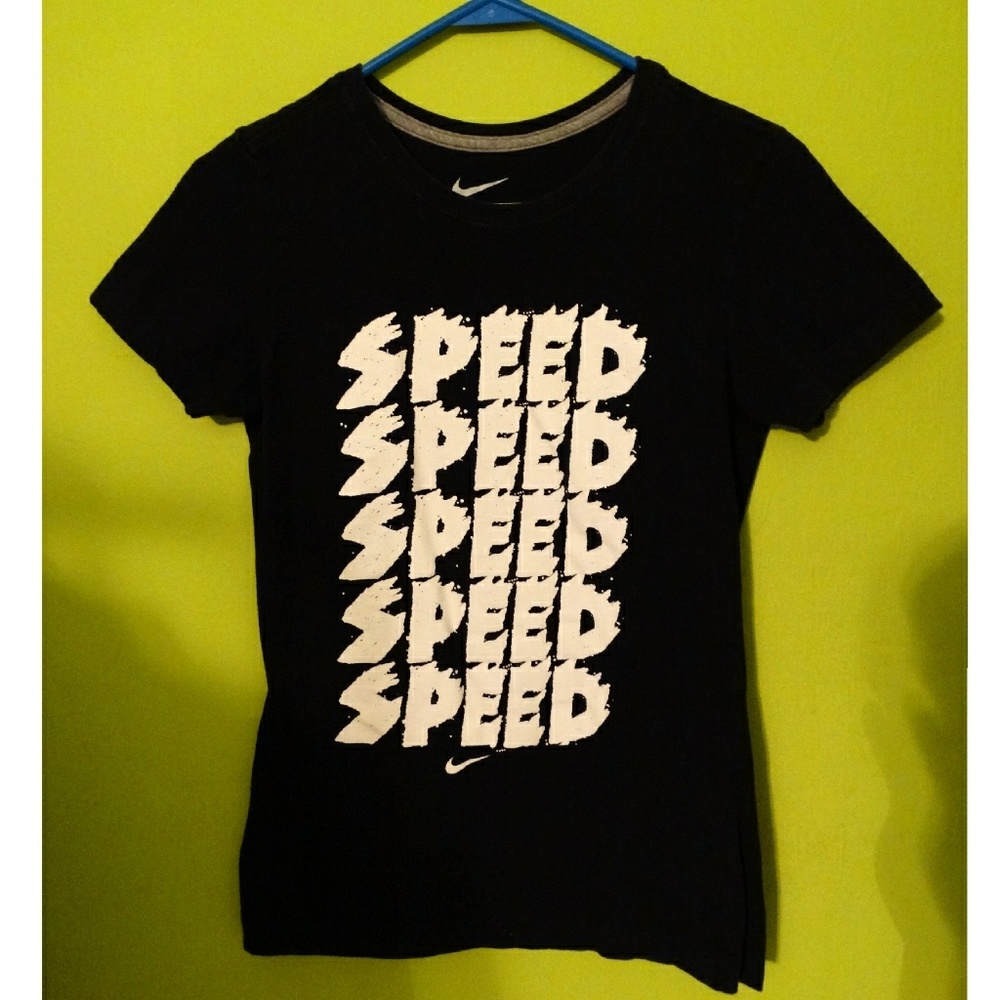 Nike t-shirt